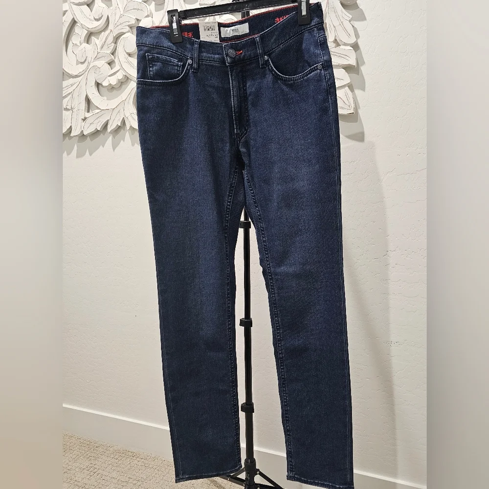 BRAX Chuck Classic Indigo Relaxed Fit Luxury Jeans Men's Sz 32